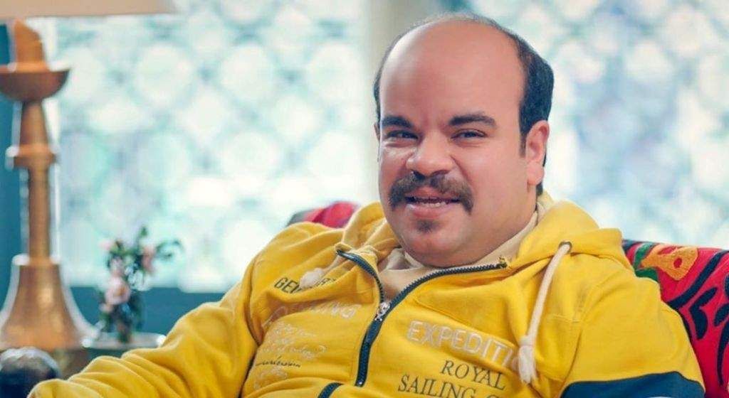 شاهد .. خاص الفن - محمد عبد الرحمن باحث بعلم النفس فى "البطة الصفرا"