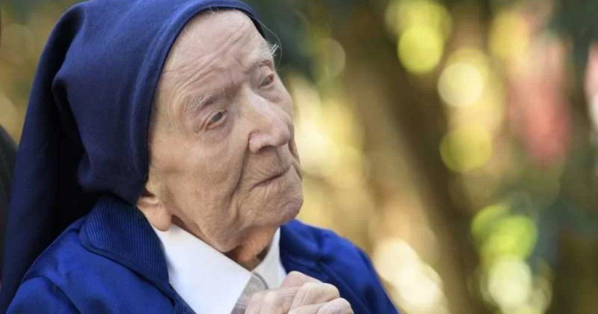 شاهد .. وفاة أكبر معمرة في العالم عن عمر ناهز 118 عاماً