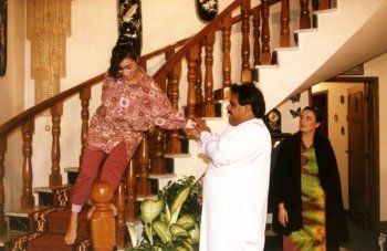 شاهد .. داوود حسين ينشر صوراً من أعماله السابقة وهكذا يعلق