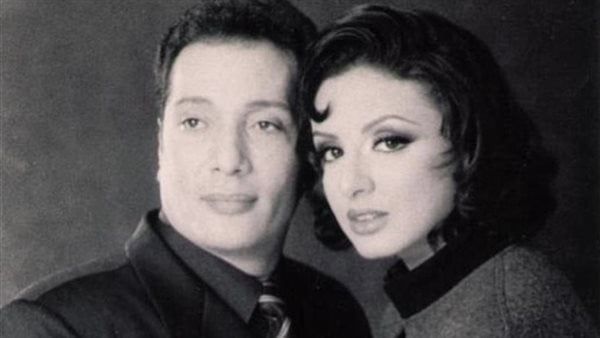 العمر عدي ولالمحته .. صورة بالأبيض والأسود تجمع أنغام بعلي الحجار