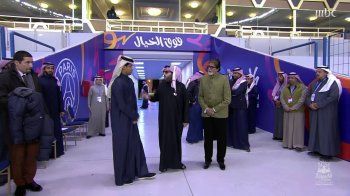 شاهد .. أميتاب باتشان برفقة تركي آل الشيخ في مباراة الهلال والنصر ضد باريس سان جيرمان