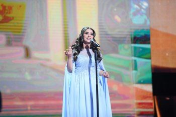 شاهد .. المواهب الـ 14 تتألق غناءً على المسرح في أجواء من الحماسة.. وإنتهاء مسيرة مشتركين في سعودي أيدول