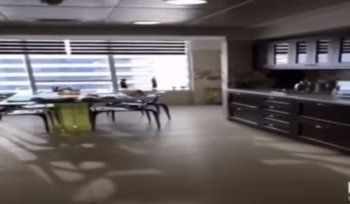 شاهد .. جولة في منزل شمس الكويتية الفخم... وغرفة خاصة بأحذيتها وحقائبها - بالصور والفيديو