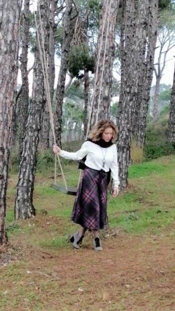 شاهد .. خاص وبالصور- هكذا ستطل باسكال صقر بكليب أغنيتها الجديدة "بحبك ومنك خايفه"