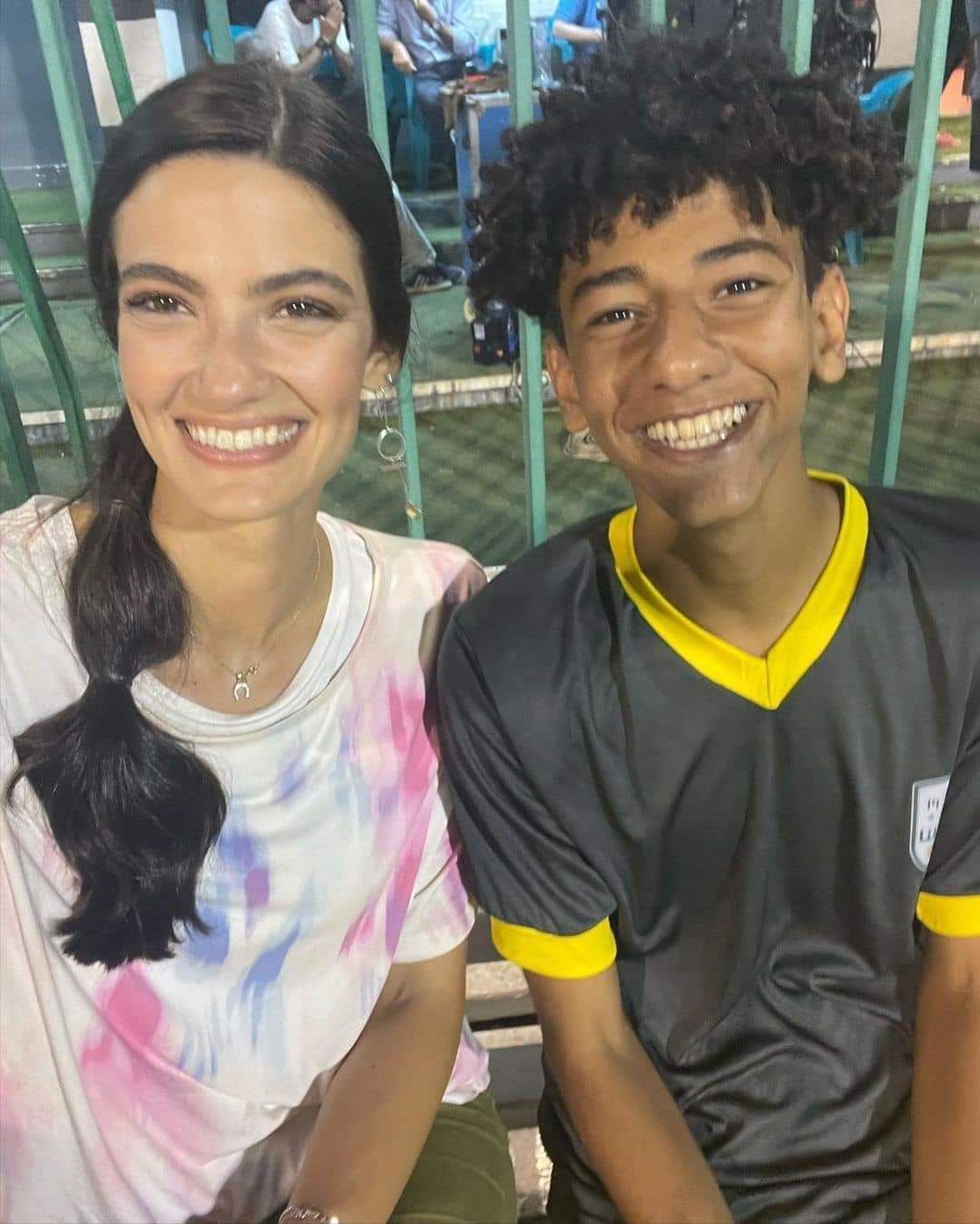 تارا عماد تنشر صور من كواليس المطاريد