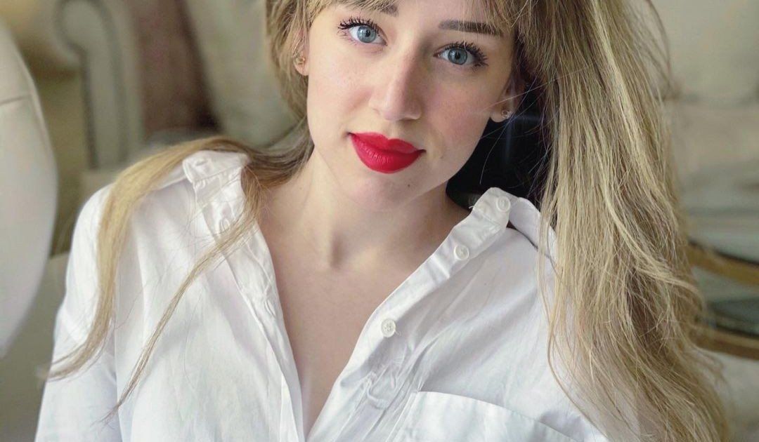 شاهد .. فرح الزاهد : شقيقتي هنا تسببت لي بهذا الأمر