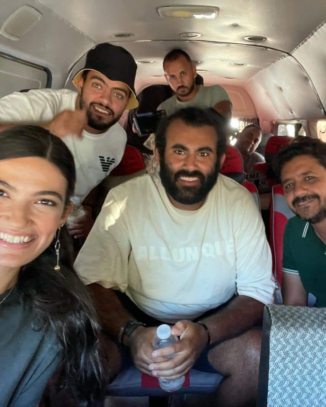 تارا عماد تنشر صور من كواليس المطاريد