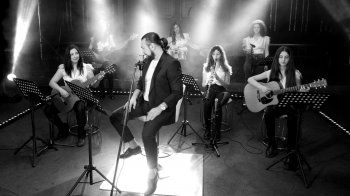 شاهد .. وديع مراد في إطلالة مميزة ولوك جديد- بالصور