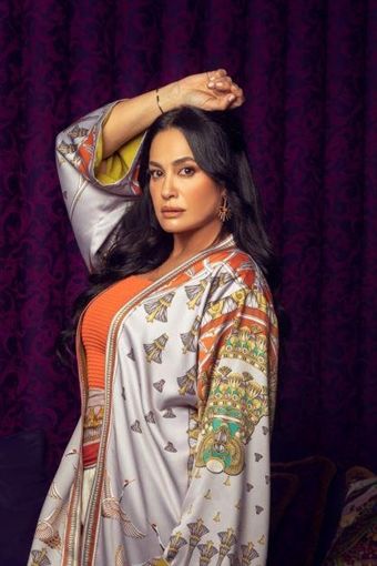 بالصور – سيدة الاعمال “هند صبري” تطلق علامتها التجارية للأزياء