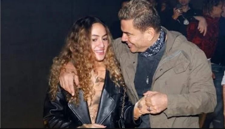 خلاص إتعودنا نشوف كنزي عمرو دياب في حضن صديقها