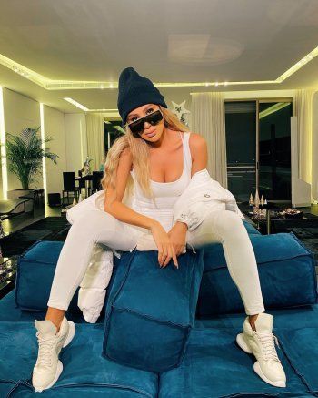 شاهد .. جولة في منزل مايا دياب الفخم.. وهذا ما يميّزه - بالصور والفيديو