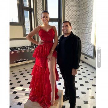 شاهد .. المصمم الخاص بـ جورجينا رودريغيز عربي.. وهذه أجمل أعماله