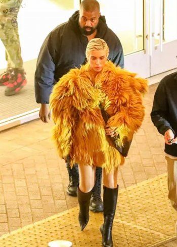 شاهد .. بالصور - كانيي ويست مع زوجته في متجر غير مرحب به