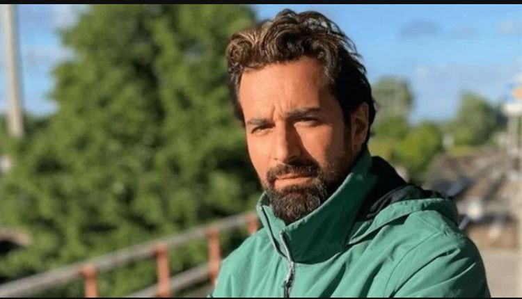 أحمد حاتم من حبه في الكورة عمل المطاريد