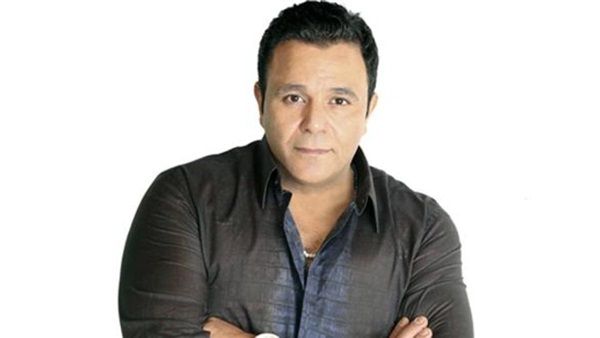 محمد فؤاد عامل حفلة للبنات بس في المانيا