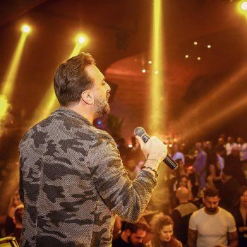 شاهد .. خاص- ماريو حدشيتي يطلق "حابب إمشي" وهكذا علق على تشبيه صوته بصوت آدم