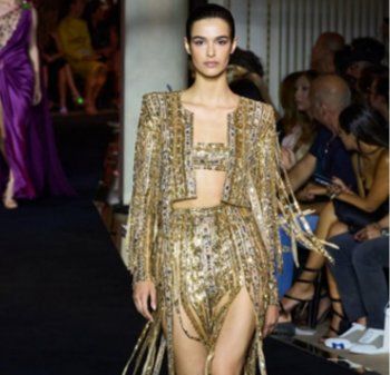 شاهد .. أحلام تختار هذه الإطلالة الجريئة من تصميم زهير مراد.. فكيف ظهرت فيها؟ - بالصورة