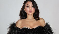 شاهد .. جولة في منزل نوال الكويتية.. صالون بـ ألوان جريئة ومرايا في كل مكان - بالصور