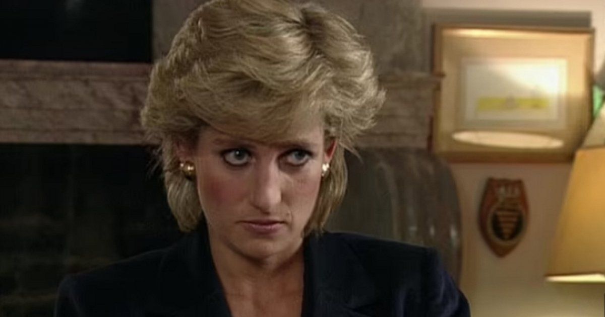 شاهد .. صور نادرة جمعت بين الأميرة ديانا ووالدتها