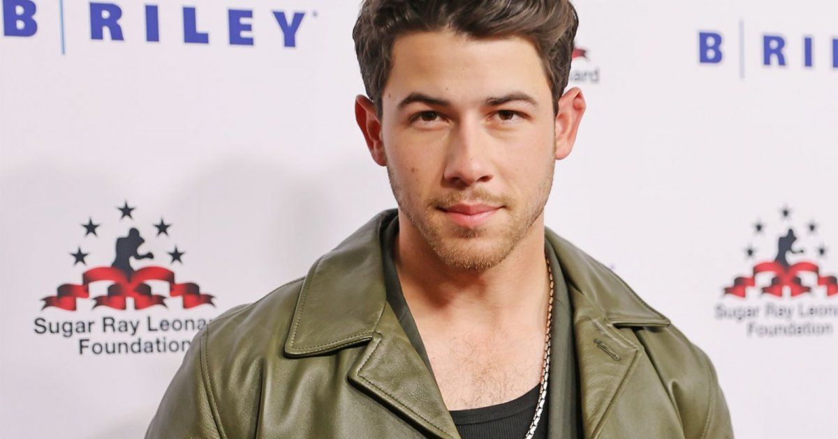 شاهد .. بالفيديو - نيك جوناس يروج لأغنيته الجديدة بهذه الطريقة المبتكرة