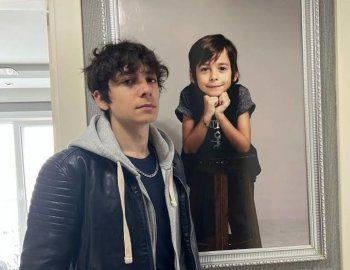 شاهد .. الطفل عثمان بطل مسلسل "على مر الزمان" أصبح شاباً.. إليكم صوره بعد مرور 13 عاماً على عرضه