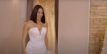 شاهد .. بالصور - بعد قرارها بإرتداء فستان الزفاف التي إختارته لعرسها مع جون سينا... نيكي بيلا تغير رأيها