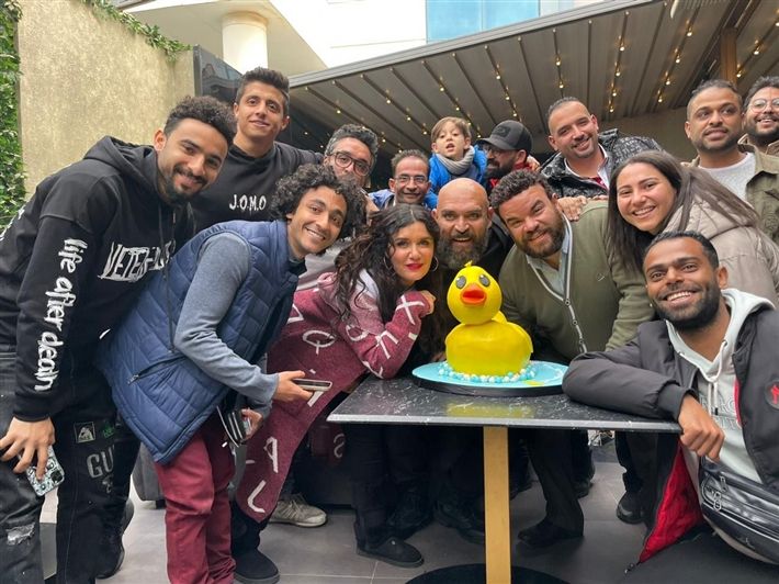 البطة الصفرا جاهزة تنزل السوق و تحقق إيرادات