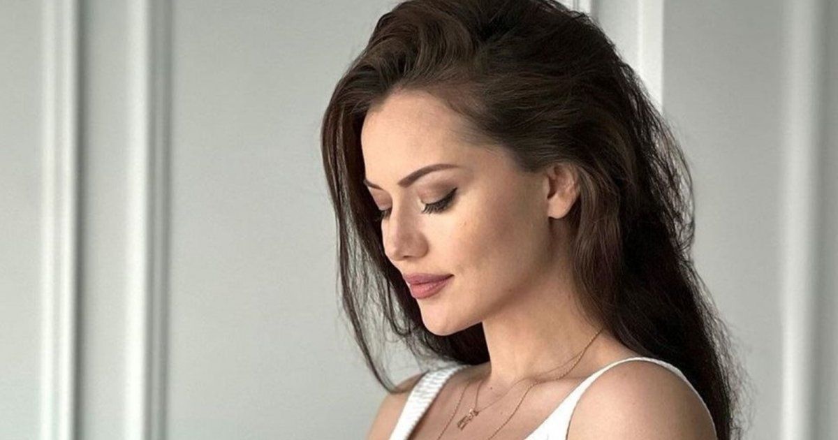 شاهد .. إبن فهرية أفجين يضعها بموقف محرج مباشرة على الهواء- بالفيديو