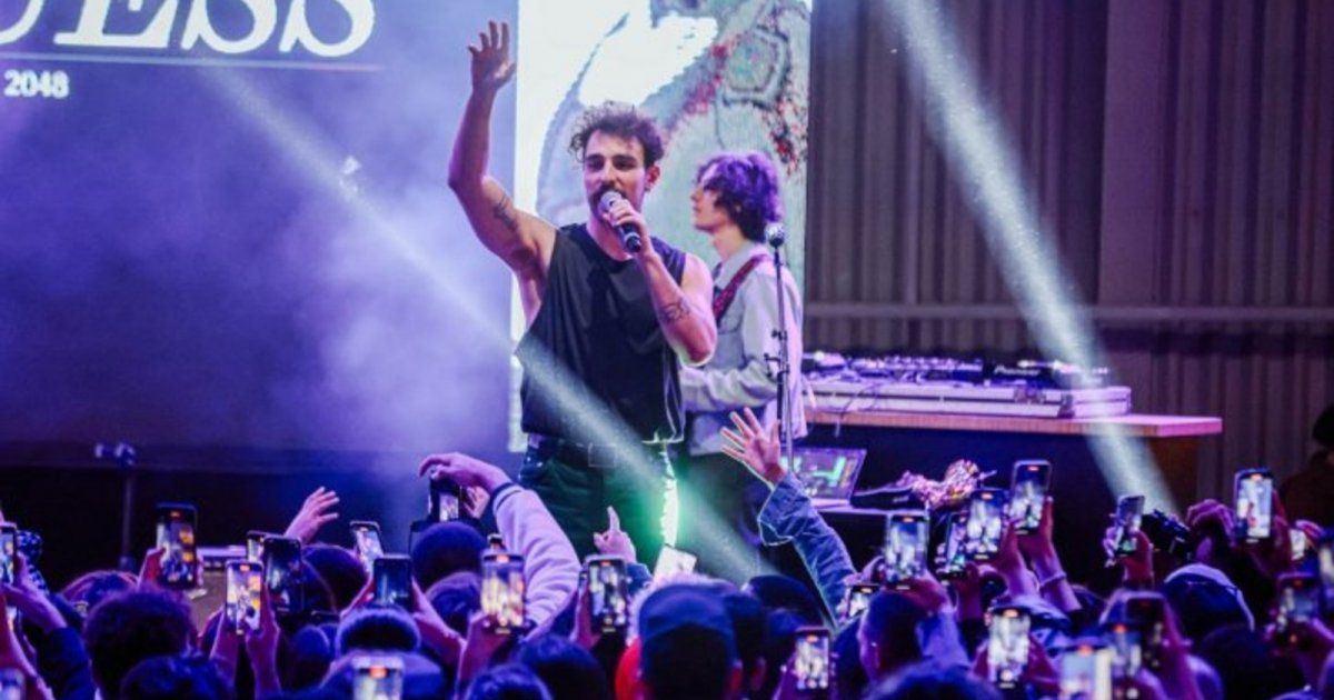 شاهد .. خاص وبالفيديو - بمبادرة من عبد المنعم السركال .. مهرجان القوز في دبي يحقق نجاحاً مبهراً