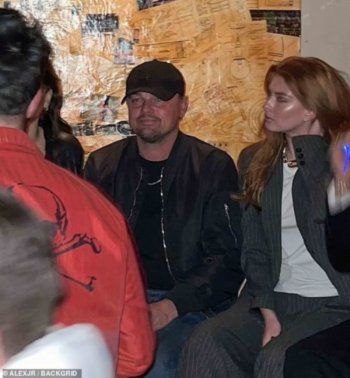 شاهد .. هذه حقيقة مواعدة ليوناردو دي كابريو لعارضة إسرائيلية تبلغ 19 عاماً-بالصورة