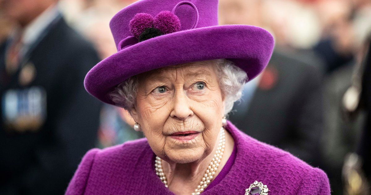 شاهد .. فضيحة تهز العائلة المالكة.. الملكة إليزابيث أخفت إثنان من أفراد عائلتها بسبب أمراضهما