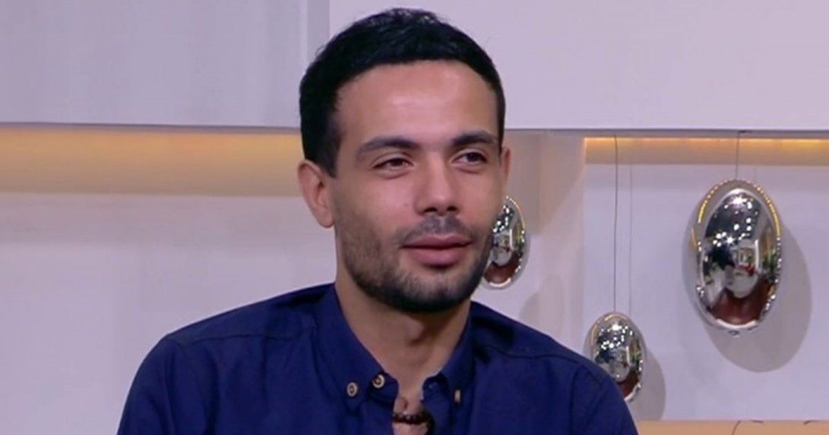 شاهد .. شريف إدريس يفجع بوفاة والده وعصام السقا ومراد مكرم ويسري الفخراني يساندونه