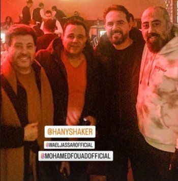 شاهد .. صور تجمع وائل جسار وهاني شاكر ومحمد فؤاد في بيروت