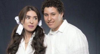 شاهد .. الراقصة دينا تتحدث للمرة الأولى عن معاناة إبنها مع هذا المرض