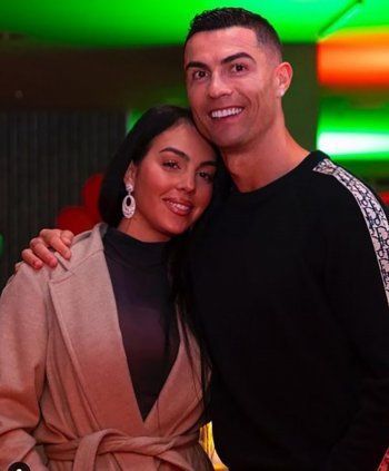 شاهد .. كريستيانو رونالدو يعبر عن سعادته لوجود جورجينا رودريغيز في حياته-بالصورة