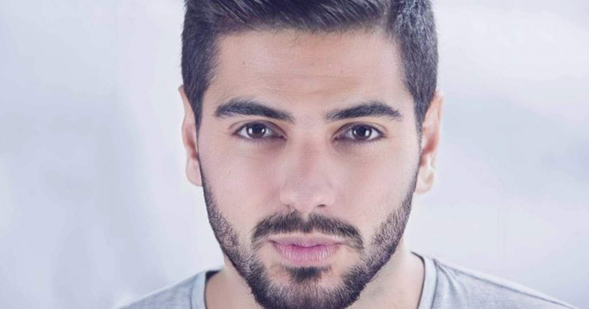 شاهد .. موري حاتم يؤدي أغنيتي لمستك وHero مدمجتين ويهديهما لمحبيه بعيد الحب-بالفيديو