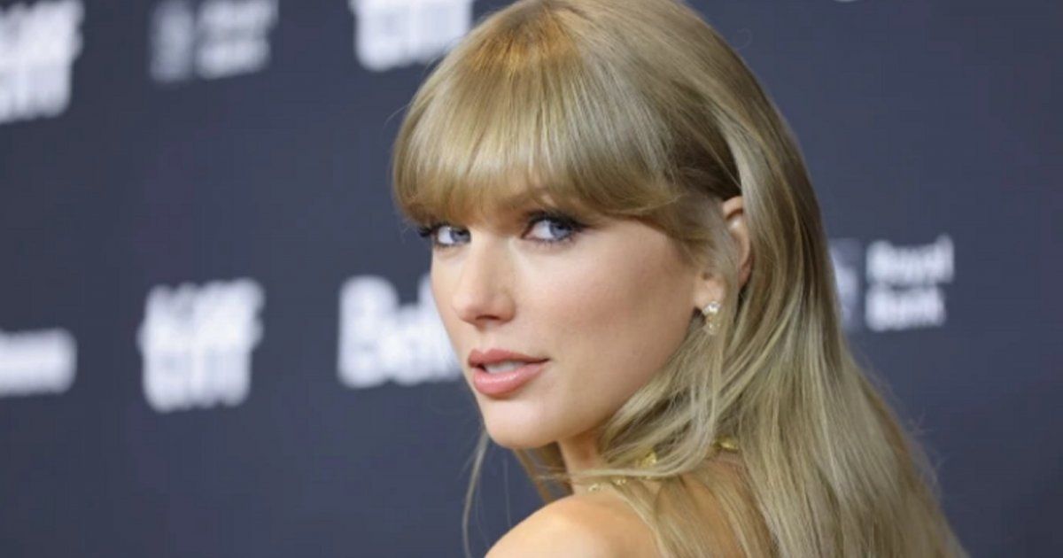 شاهد .. إليكم كم أصبحت ثروة تايلور سويفت بعد ألبوم Midnights