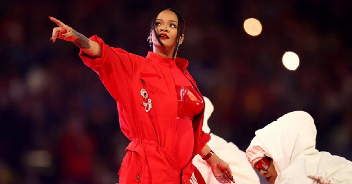 شاهد .. هذا ما تلقته ريهانا مقابل أدائها في "Super Bowl"