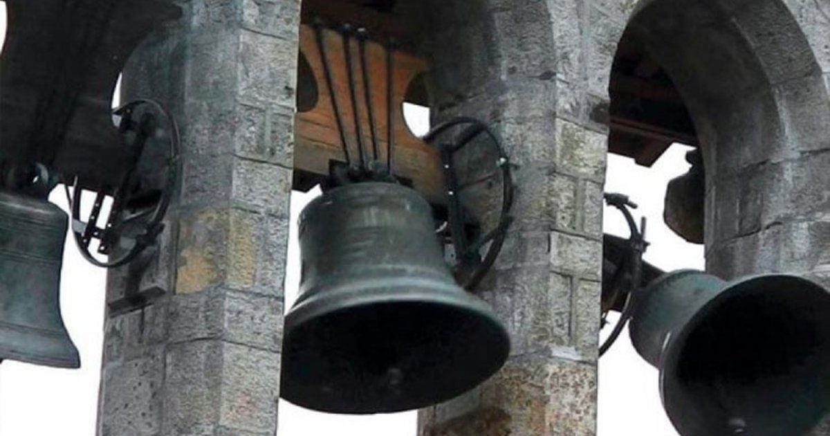 شاهد .. خاص - أجراس بيت شباب تقرع في مختلف كنائس لبنان والعالم .. إليكم تاريخها وأسرارها