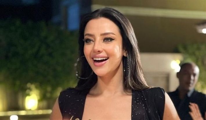 تريند مجهول خلي “دينا الشربيني” عروسة