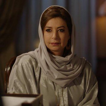 شاهد .. منال سلامة تنشر صورتين لـ فايزة التي لم يحبها المشاهدون