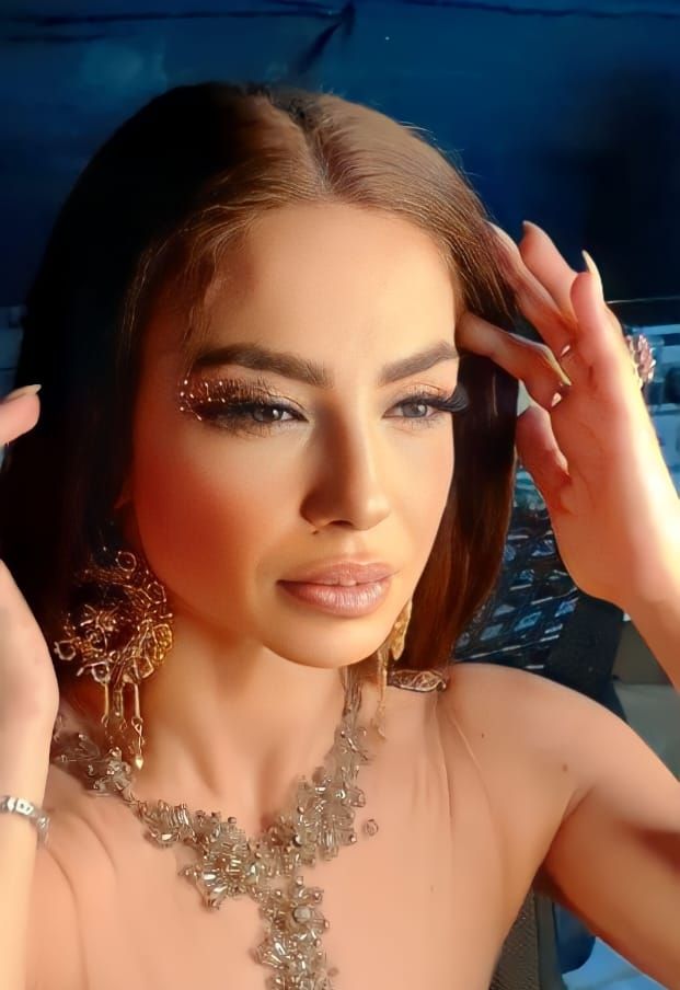 دوللي شاهين تطرح فيديو كليب ” حكاية بنت” – شاهد