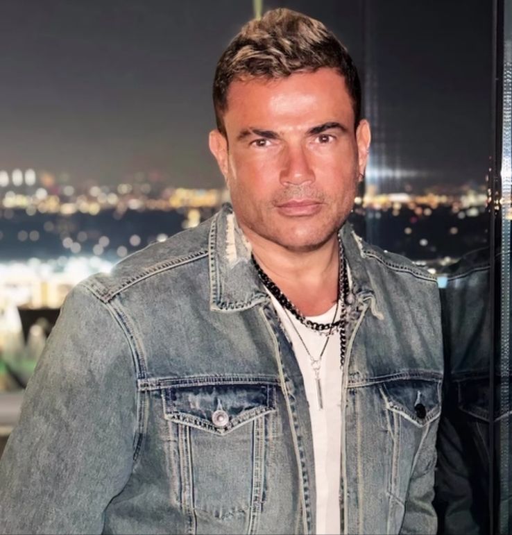 عمرو دياب يتصدر تطبيق أنغامي بأغنية ” بطمن عليك”