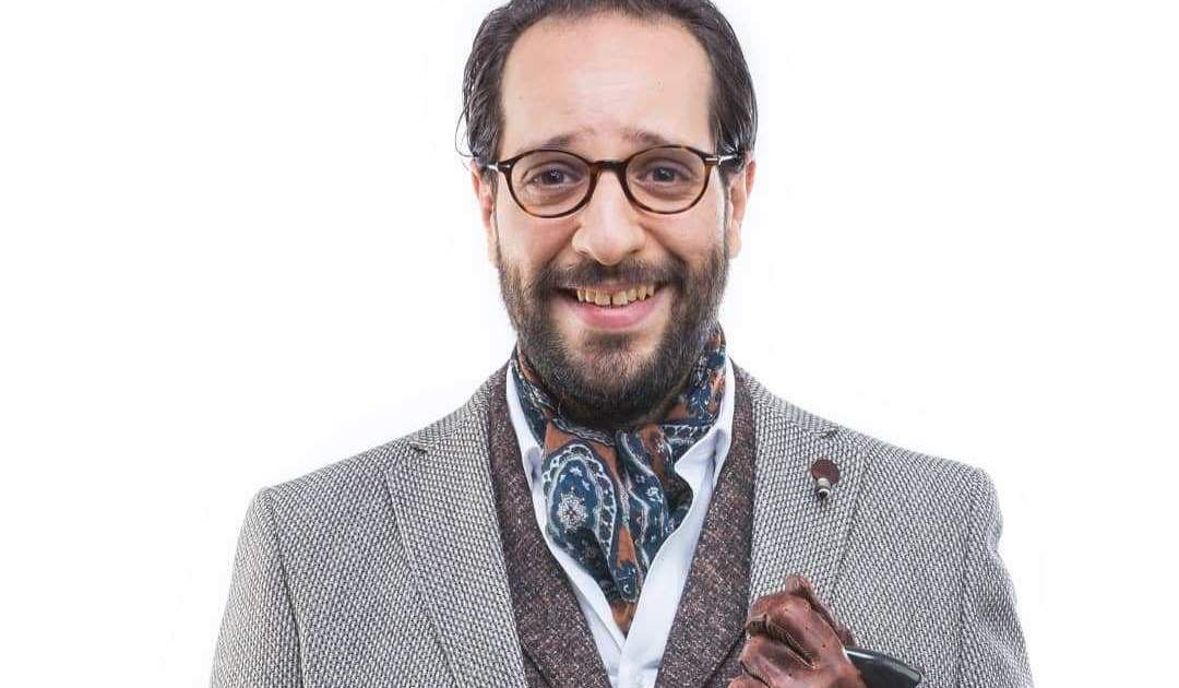 شاهد .. أحمد أمين مرشد سياحي في "الصفارة"