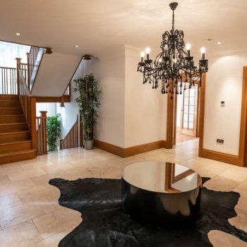 شاهد .. هل قرر كريستيانو رونالدو أن يستقر في السعوديا إلى الأبد؟ عرض قصره للبيع بمبلغ خيالي!