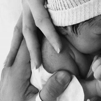 شاهد .. هبة طوجي تُرزق بمولودة ثانية وهذا الاسم الذي أطلقته عليها