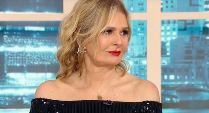 يسرا تكشف تفاصيل تعرضها لوعكة صحية : سلامتك ياقمر