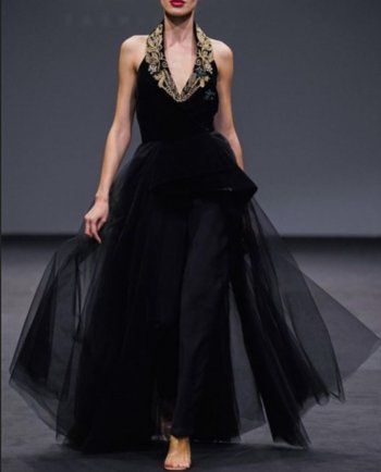 شاهد .. سعر إطلالة أصالة بحفلها بالكويت.. ارتدت فستاناً ذو بنطلون - بالصور