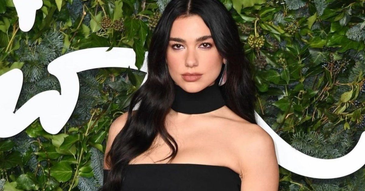 شاهد .. دوا ليبا بـ"بودي سوت" شفاف في أسبوع الموضة بميلانو-بالصور والفيديو