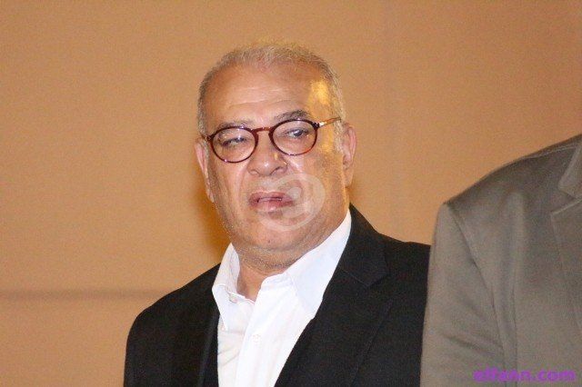 شاهد .. صلاح عبد الله يكشف عن معاناته: "أنا عيان"